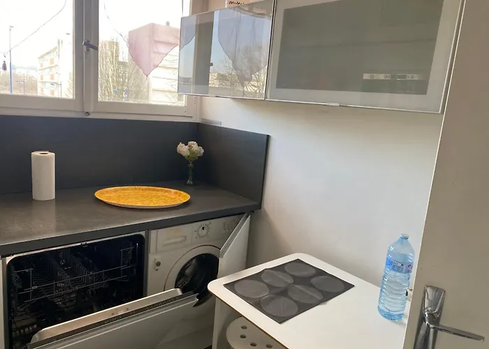 F2 Avec Grand Balcon Quartier Gare! * Мец