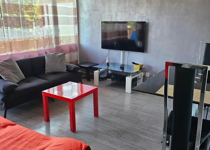 F2 Avec Grand Balcon Quartier Gare! Apartmán *